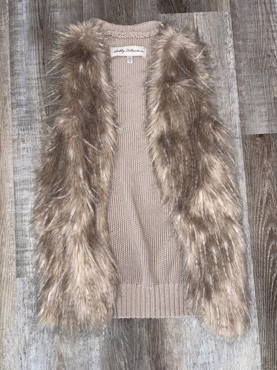 Sebby Collection Jackets & Blazers - Sebby Collection Vest Fur/Feather